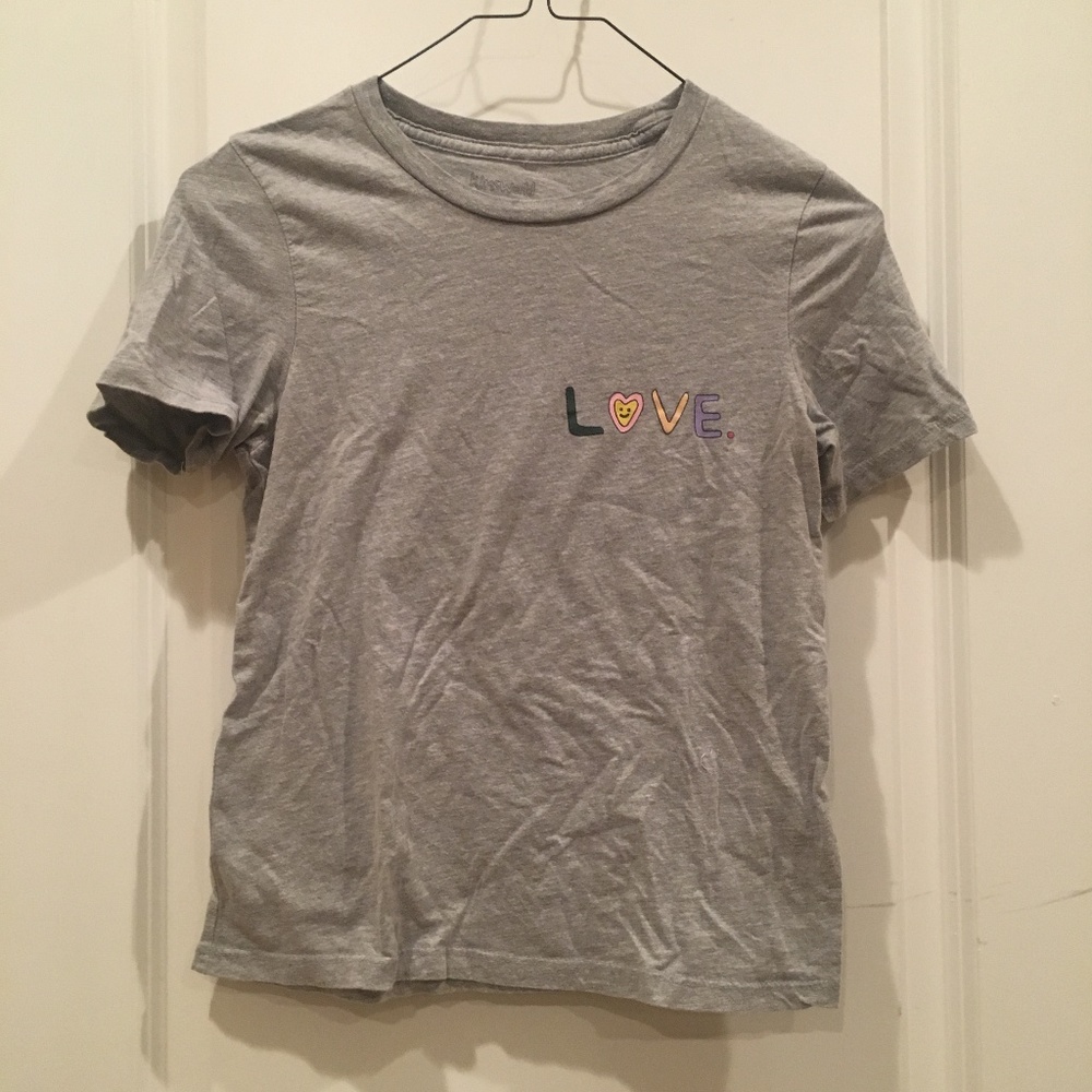 3/$25 UO Graphic T-Shirt "LOVE"